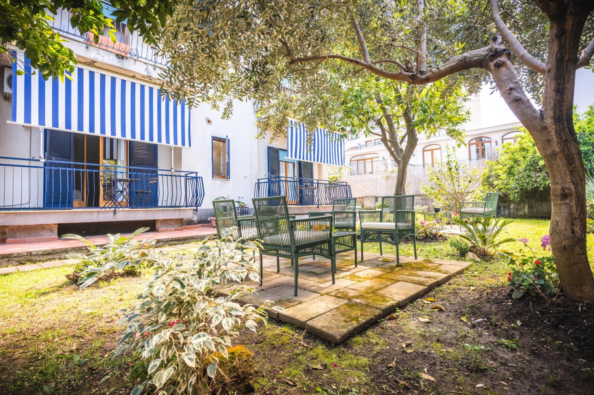 Sorrento Hidden Garden & Rooms エクステリア 写真